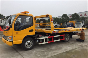 吴中区哪里有拖车服务